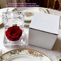 Boîte à bijoux transparente en forme de rose, prête à offrir à des amis, des amoureux ou pour les fêtes ; boîte cadeau en acrylique avec rose préservée