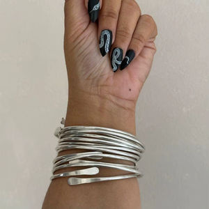 Bracelet en laiton africain réglable doré et argenté, cadeau pour elle, usage quotidien, bijoux bohèmes - Product Image 1