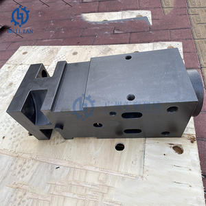 Tête avant de disjoncteur hydraulique SB43 SB50 SB60 SB70 SB81 SB100 SB121 SB140 pour accessoires d'excavatrice - Product Image 3