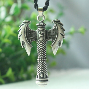 Colgante amuleto vikingo retro estilo Borre con doble serpiente, Noruega, siglo X, colgante talismán celta con dragón para hombre - Product Image 6