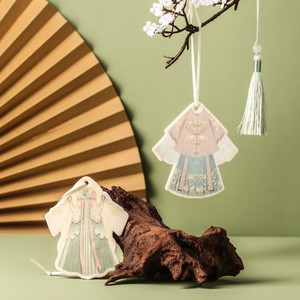 Hanfu Style Paper Hanging Fragrance <b>Diffuser</b> Solid Scented Pendant <b>Car</b> Freshener 60 90 Days Duration New China Chic Decor - Product Image 1