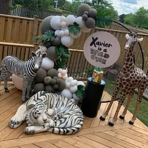 Baby Shower Outdoor Decoration Life Size Fiberglass Safari Animals Decorative Sculpture Resin Giraffe Deer Elephant Props