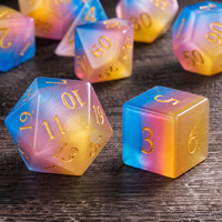 Nouveau : 1 pièce – Dés polyédriques œil de chat personnalisés de 16 mm, trois couleurs (bleu, rose, jaune) – Dés DND pour Dragons & Dungeons, D6, D20, ensemble de dés RPG