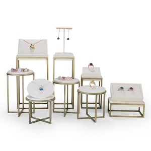 Tùy Chỉnh Thiết Kế Độc Đáo Acrylic Tai Stud Trang Sức Hiển Thị Đứng Bán Buôn Bông Tai Hiển Thị Giá Cho Vòng Cổ Lưu Trữ Và Bao Bì - Product Image 1