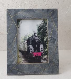 Cadre photo flottant en incrustation de laiton antique taille 4x6 en résine vert foncé décoratif mural cadre photo vintage - Product Image 5