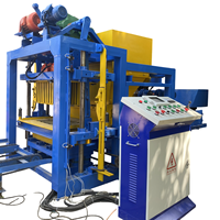 Machine à fabriquer des blocs creux en béton compressé semi-automatique QTF4-25A à bas prix