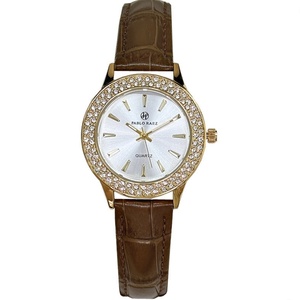 Montre à quartz pour femme à succès avec bracelet en cuir luminescent orné de diamants, boîtier en alliage étanche, nouveau cadran à aiguilles tendance - Product Image 6
