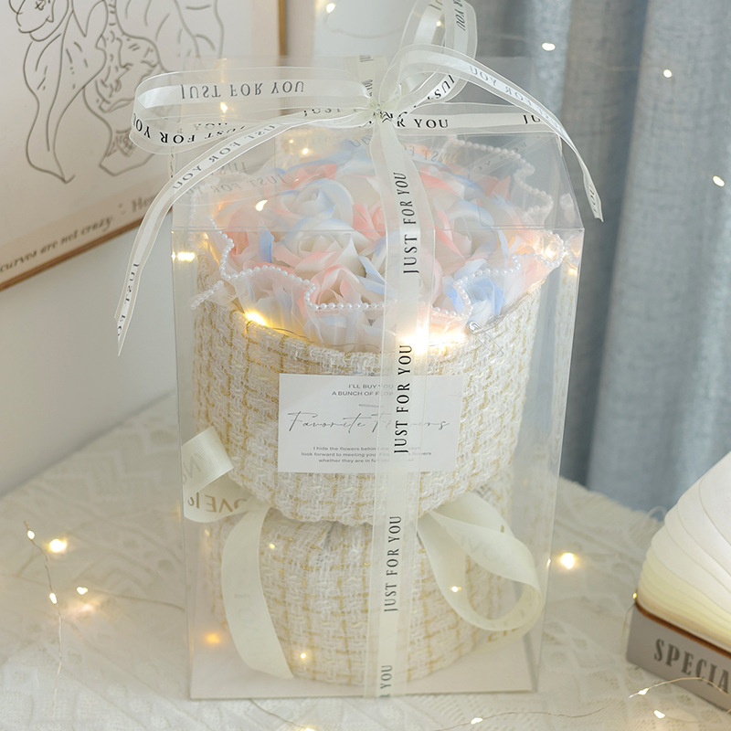 สีสัน#5 ชุด 11 ชิ้น พร้อมโคมไฟให้แสงอบอุ่น + การ์ดอวยพร