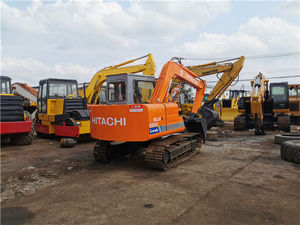 Vente flash : Excavatrice sur chenilles Hitachi EX60 d'occasion, 6 tonnes, moteur et moteur d'origine, équipement de construction - Product Image 3