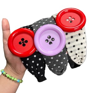 Serre-tête coréen à boutons et pois pour femme, accessoire capillaire décontracté en plastique fait main avec papillon - Product Image 4