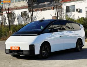 Li Auto MEGA 2025 – Monospace haut de gamme 7 places, occasion à prix abordable de Chine, avec cockpit interactif intelligent et capacité V2L - Product Image 1