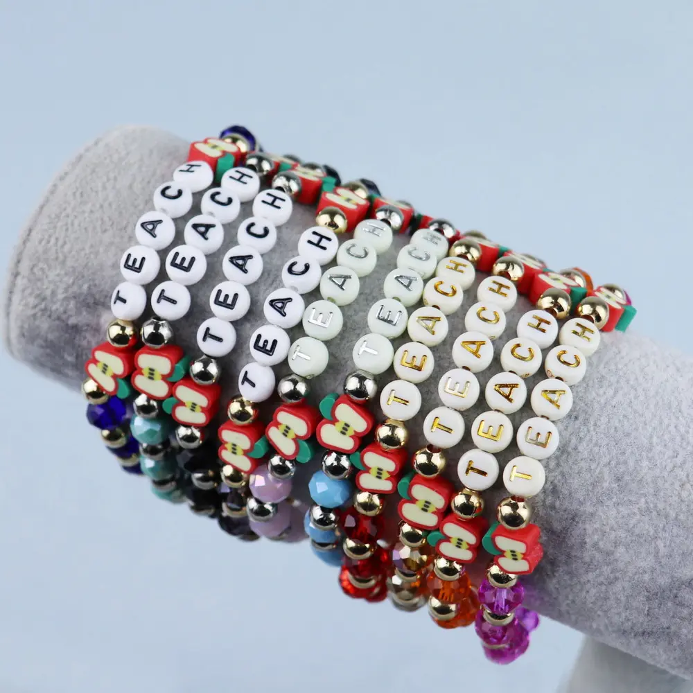 Desain baru batu kristal alami anyaman tangan murni gelang huruf personalisasi banyak warna