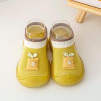 Chaussons-chaussettes tricotés pour bébé, motif ours doré tendance et mignon, avec bordure marron, semelle souple et flexible en TPE antidérapante, vente en gros