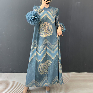 두바이 스타일 단정한 드레스 핫세일 프린팅 루즈 캐주얼 플리츠 드레스 빈티지 미디 기장 시크 핸드메이드 플라워 카프탄 로브 - Product Image 1