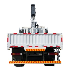 Grúa Montada en Camión 4x2 <span class=keywords><strong>de</strong></span> 10 Toneladas con Brazo Recto y Cilindros Hidráulicos Tadano para Elevación en Ingeniería, Estable y Duradera - Product Image 6