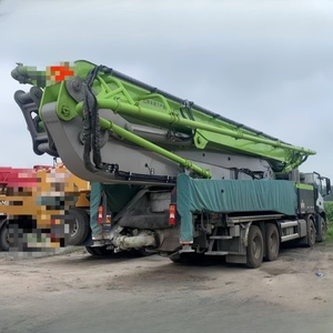 Pompe à béton hydraulique d'occasion économique de 62 m avec capacité de pompage de 180 m³/h et châssis BENZ - Product Image 2