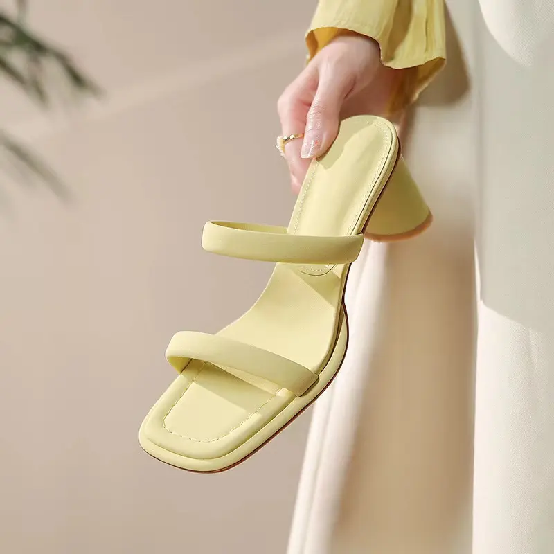 Sandali estivi in pelle sintetica personalizzati da donna tacco medio alto con Design a punta aperta resistente e antiscivolo bianco EURL