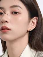 FY-ED438 2025 Anting Stud Terbaik untuk Wanita Desain Tetesan Air Mewah Ringan Baru Jarum Perak Murni Berkualitas Tinggi Sederhana