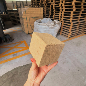 Trucioli di <span class=keywords><strong>Legno</strong></span> Compressi per Produzione di <span class=keywords><strong>Pallet</strong></span> da Esterno con Adesivo E1 <span class=keywords><strong>Dimensioni</strong></span> 90X90X100mm - Product Image 1