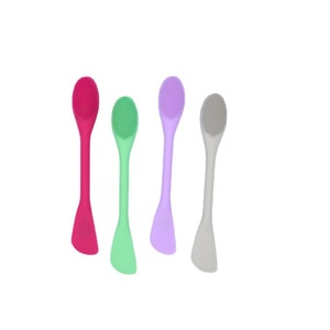 แปรงซิลิโคนสำหรับทาหน้ากากและมอยเจอร์ไรเซอร์ ใช้งานง่าย พกพาสะดวก - Product Image 3