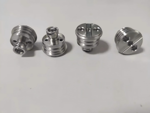 Services d'usinage CNC de haute précision, pièces en acier inoxydable, tournage personnalisé, brochage, fraisage, perçage pour l'usinage ISO - Product Image 5