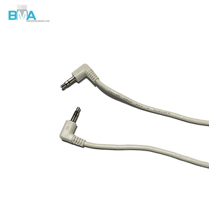 OEM/ODM 3.5mm 右角度ステレオオーディオケーブル カスタム長さ UL2725 28AWG 白色PVC ヘッドホン＆スピーカー用 - Product Image 4