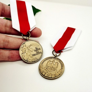 Medallas de Oro de 1.5 Pulgadas para Correr para Todas las Edades/Premios de Participación con Cinta para el Cuello de 15.3 Pulgadas para Deportes, Torneos y Competiciones - Product Image 2