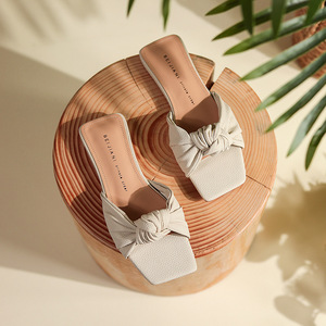 <span class=keywords><strong>Sandalias</strong></span> <span class=keywords><strong>planas</strong></span> informales para mujer, chanclas cómodas de mariposa, a la moda, para el verano - Product Image 1