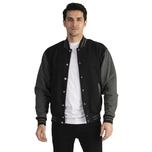Chaqueta Cortavientos Varsity Roja con Logotipo Personalizado, Chaqueta de Lona Ligera y Moderna con Diseño de Letras Universitarias para Primavera - Product Image 1
