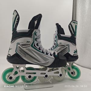 Patins à roulettes à 4 roues en alliage d'aluminium de nouvelle conception en vente, chaussures de hockey, patins à roulettes de hockey en ligne professionnels - Product Image 6