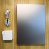 MacBook Pro 2019 14,1 pouces M2 Pro 512 Go SSD, écran 120 Hz 16:10, GPU dédié, 18 heures de lecture vidéo, USB-C 96W
