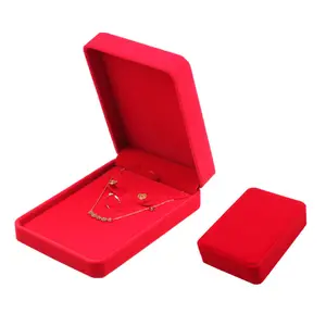 סיטונאי באיכות גבוהה שחור אדום קטיפה תכשיטי תיבת עגילי חישוקי צמיד תליון שרשרת וטבעת עשיר צבעים אופציונלי