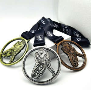 Médailles sportives personnalisées directement de l'usine, conception artistique gratuite, alliage de zinc, médaille 3D dorée pour la course à pied, le taekwondo, le pickleball, la <span class=keywords><strong>natation</strong></span>, médaille en métal - Product Image 6