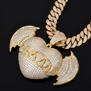 <span class=keywords><strong>Les</strong></span> <span class=keywords><strong>Sept</strong></span> Pêchés capitaux - Collier pendentif Cœur de la cupidité en laiton plaqué or 18 carats avec diamants CZ AAAAA, style Iced Out, breloque Cœur du Diable - Product Image 2