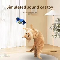 Mainan Kucing Boneka untuk Menghilangkan Kebosanan Tongkat Penggoda Berayun Tahan Gigitan Desain Berbentuk Burung yang Mirip Asli