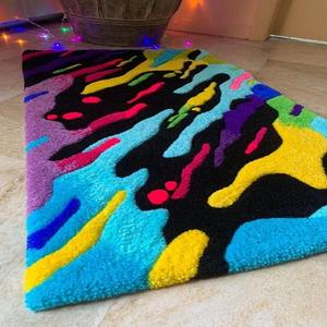 Tapis d'intérieur modernes personnalisés en laine tuftée à la main, durables, à poils ras, écologiques, antidérapants avec envers en PVC, lavables, pour hôtels - Product Image 4