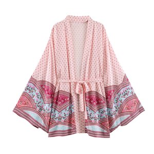 Blusa de Manga Kimono con Estampado Bohemio Personalizado, Cierre Frontal con Lazos, Corte Holgado, Tejido, con Puños Anchos, OEM/ODM por Fábrica China, Camisas Vintage - Product Image 4