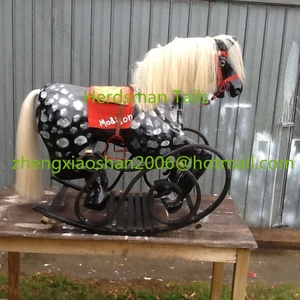 طقم شعر ذيل وعرف الحصان عالي الجودة مقاس 14 بوصة عرض و18 بوصة طول للحصان الهزاز، باللونين الأسود والرمادي (ملح وفلفل) - Product Image 6