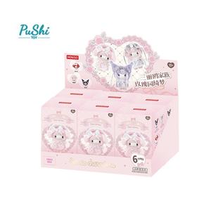 100% Original <span class=keywords><strong>MINISO</strong></span> <span class=keywords><strong>Sanrio</strong></span> Serie Jardín de Rosas de Ensueño Llaveros de Vinilo Caja Sorpresa Regalo de San Valentín - Product Image 1