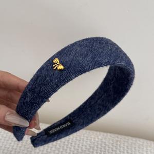 Diadema de gamuza retro con lazo de borde ancho para mujer, accesorio para el cabello para fiestas y uso diario - Product Image 6