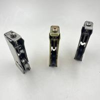Roulettes de bas de porte coulissante en aluminium et nylon modernes et personnalisées pour placards