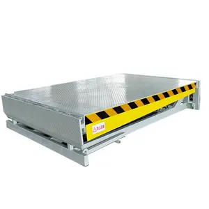 Hydraulic Dock Leveler Loading Ramp Forklift Truck Lift Tables Essential Equipment For Loading Dock