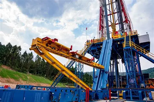 Système de manutention automatique de tuyaux pour plateforme de forage hydraulique, haute efficacité, hauteur de plateforme de forage 9m, moteur 20 pouces - Product Image 2