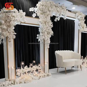 SMOOTH Set de 3 soportes de fondo de boda de PVC blanco con espejo dorado para decoración de escenario de boda - Product Image 6