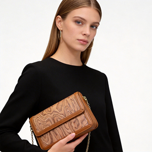 Sac à main en bois élégant et écologique pour femmes, sac à main de soirée portable à la mode pour les fêtes de printemps - Product Image 1
