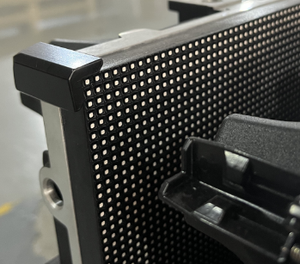 Yake Hot Bán p3.91 p2.6 LED trong nhà ngoài trời Quảng Cáo chơi Thiết bị IP65 tự phục vụ kinh doanh thang máy hoạt hình - Product Image 6