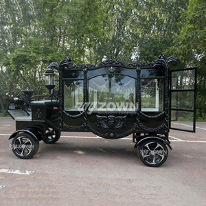 Cercueil funéraire de style victorien, fermé, de type calèche royale, avec décorations sculptées. - Product Image 1