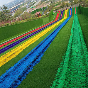 Glissade en herbe PE pour parc sportif, attraction touristique, glissade arc-en-ciel sur herbe, toile <span class=keywords><strong>de</strong></span> <span class=keywords><strong>fond</strong></span> pour photos <span class=keywords><strong>de</strong></span> mariage - Product Image 4