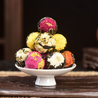 Clqq Coffret Cadeau de 18 Boules de Thé Parfumées Pu'er, Thé aux Fleurs Mélangées Rose, Jasmin, Pivoine, 6 Saveurs, Thé Santé