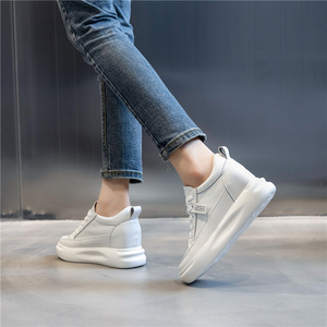 Chaussures décontractées pour <span class=keywords><strong>femme</strong></span> en cuir véritable, à fermeture avant par lanière, blanches, doublées polaire, semelle épaisse rehaussée de 7 cm, collection Printemps 2026 - Product Image 3